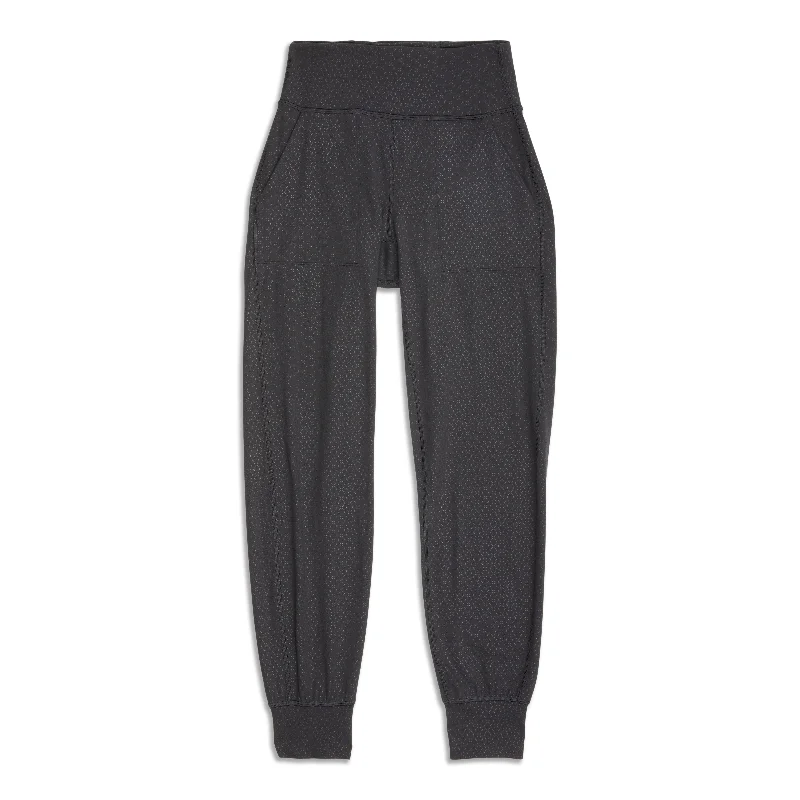 Massive Deals lululemon Align™ High-Rise Jogger - Resale
