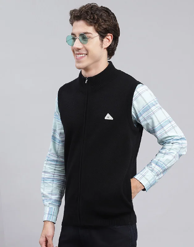 Special Savings Men Black Solid Stand Collar Sleeveless Sweater