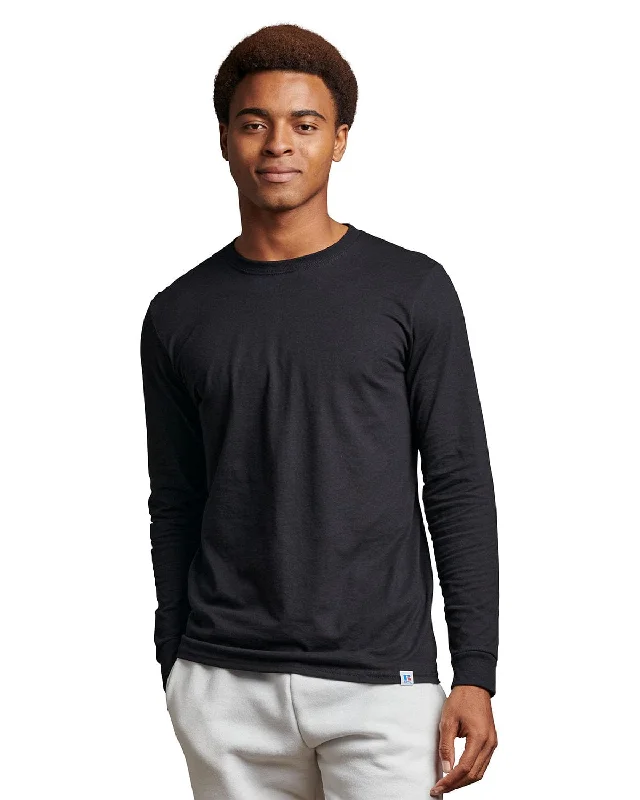 Final Markdown Russell Athletic Unisex Essential Performance Long-Sleeve T-Shirt | Black