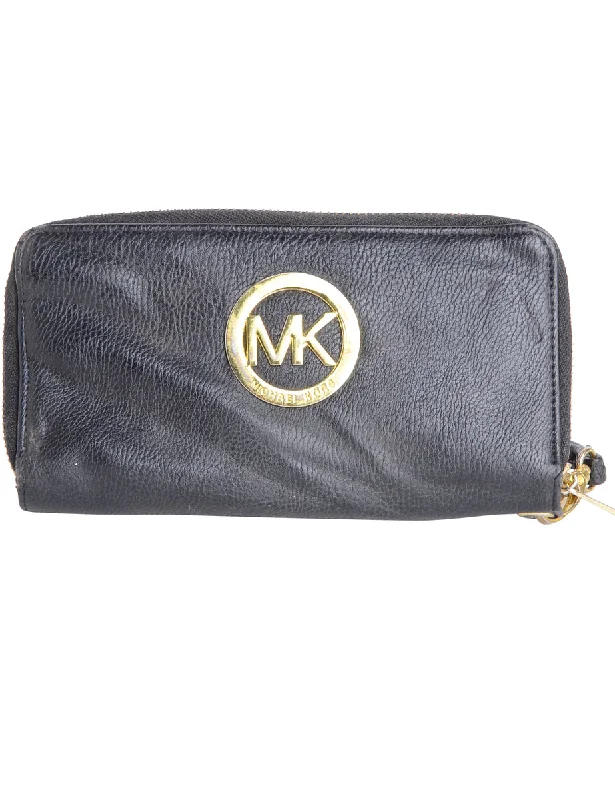 Friends and Family Sale Black Handbag