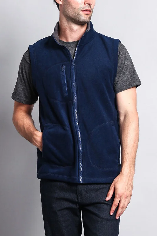Weekend Shopping Extravaganza Men's Three Pocket Fleece Vest