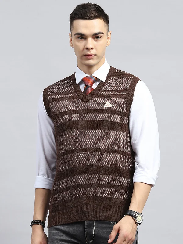 Weekend Offers That Tempt Men Brown Self Design V Neck Sleeveless Sweater