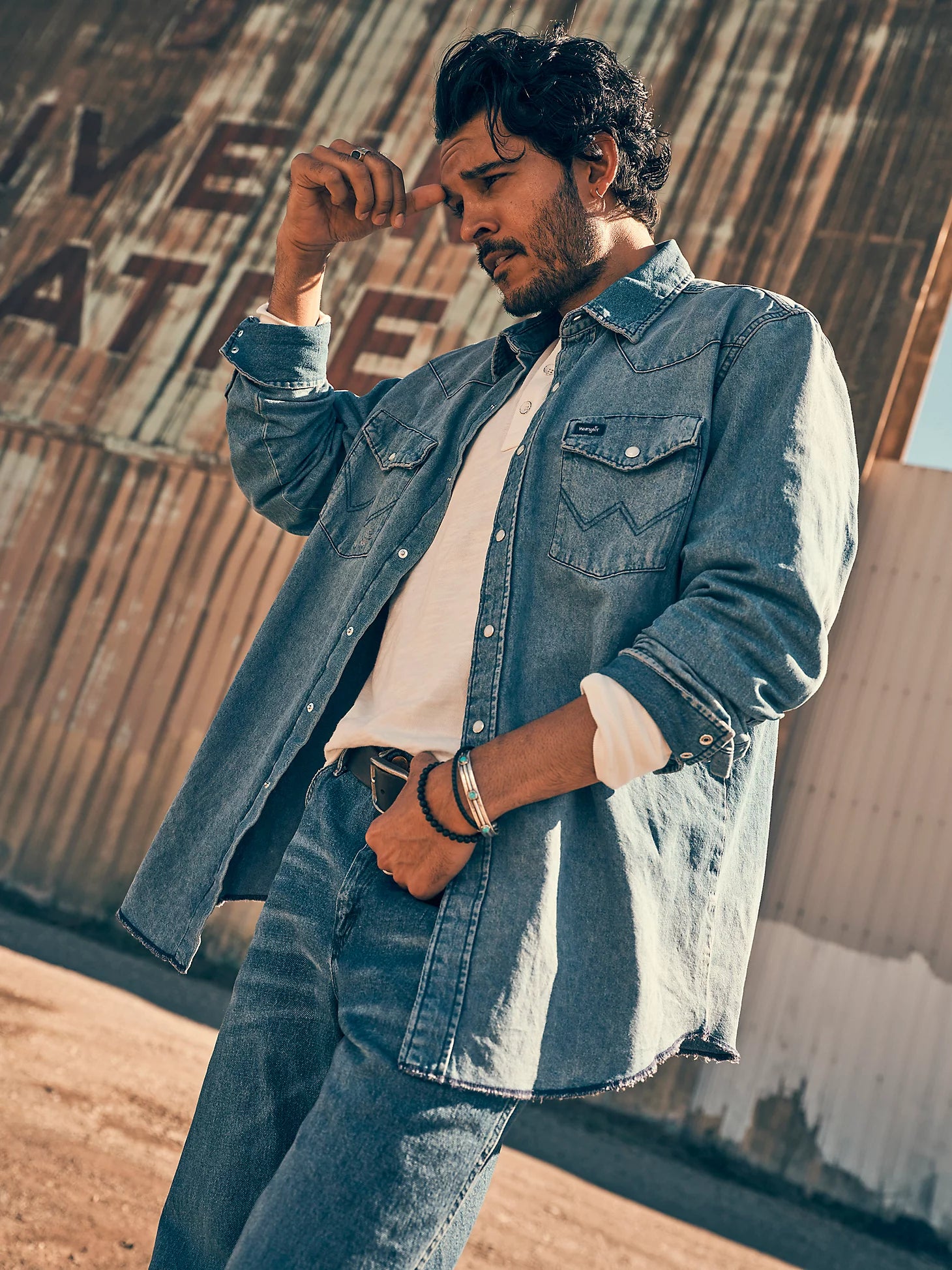 Don't Wait WRANGLER VINTAGE-INSPIRED WESTERN SNAP WORKSHIRT