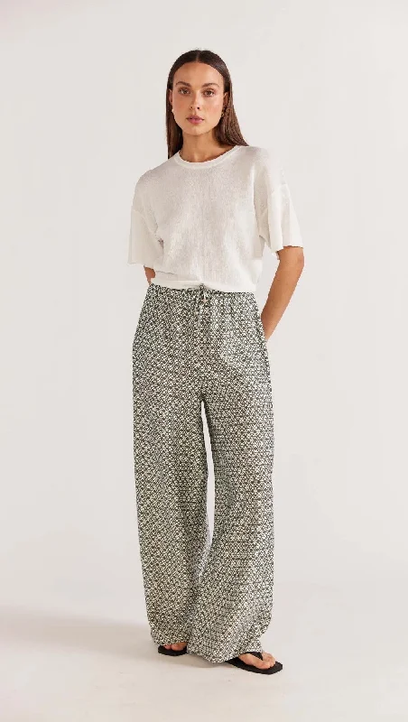 Crazy Savings Staple The Label Cyprus Relaxed Pants