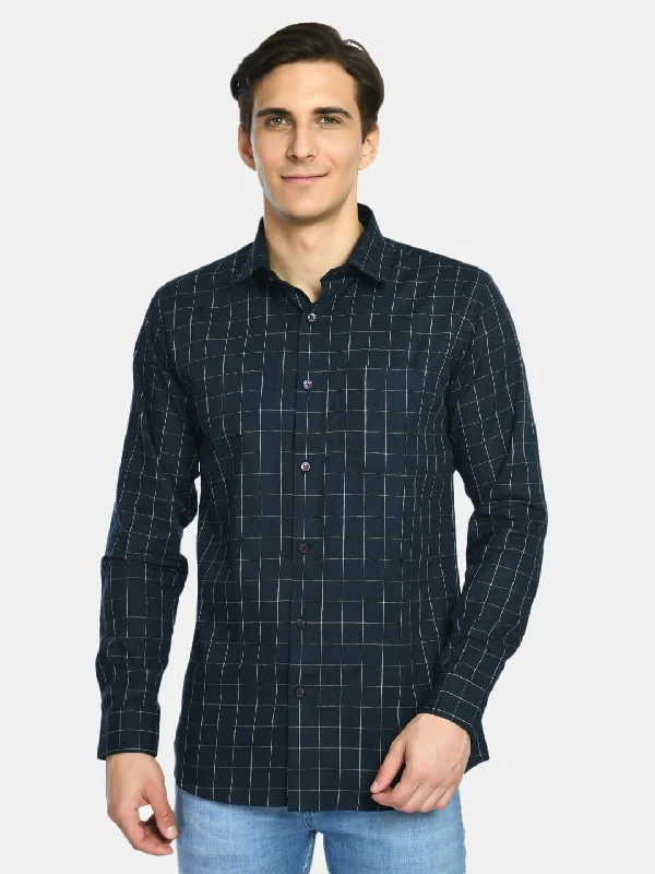 Fantastic Offers Men's Checks Cotton Spread Collar Shirt
